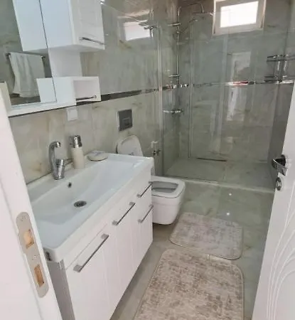 Villa Doğa Içinde Hamam Ve Havuzlu Lüx *