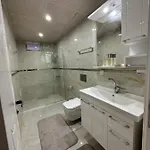 Villa Doga Icinde Hamam Ve Havuzlu Luex