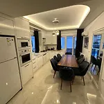 Doga Icinde Hamam Ve Havuzlu Luex Villa Dosemealti